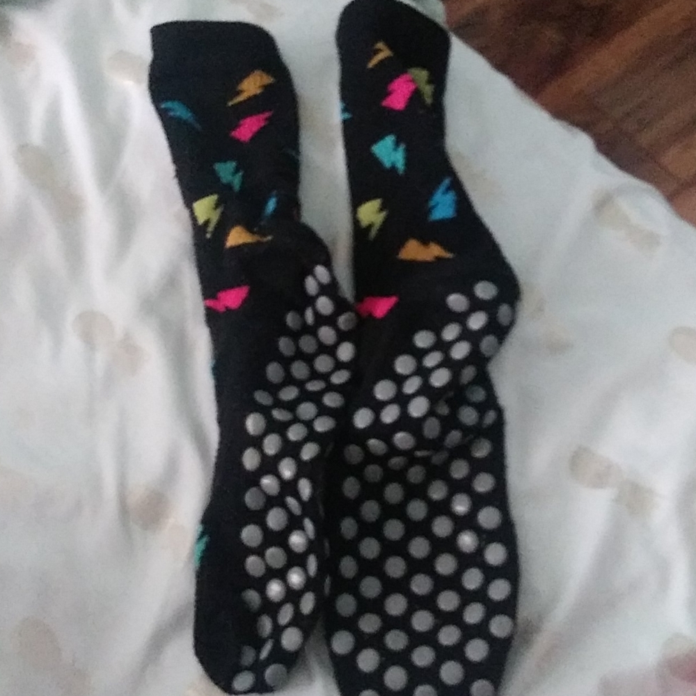 Defy Socks - Picture 2 of 2